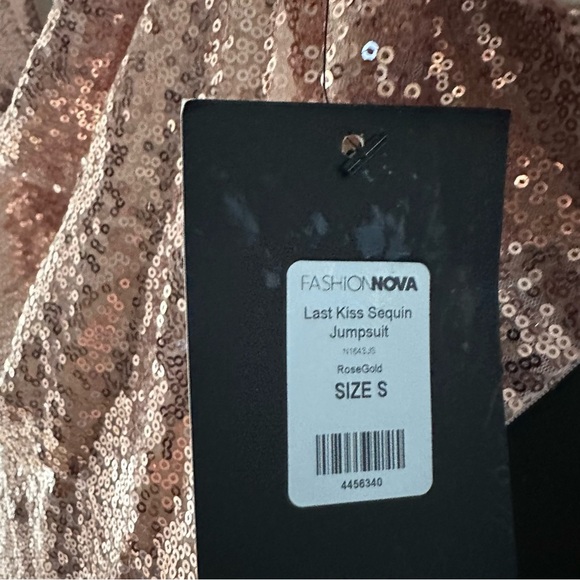 NWT Fashion Nova Rose Gold Sequin Jumpsuit Small - Picture 7 of 9